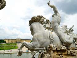 Palacio Schönbrunn, fonte de Netuno
